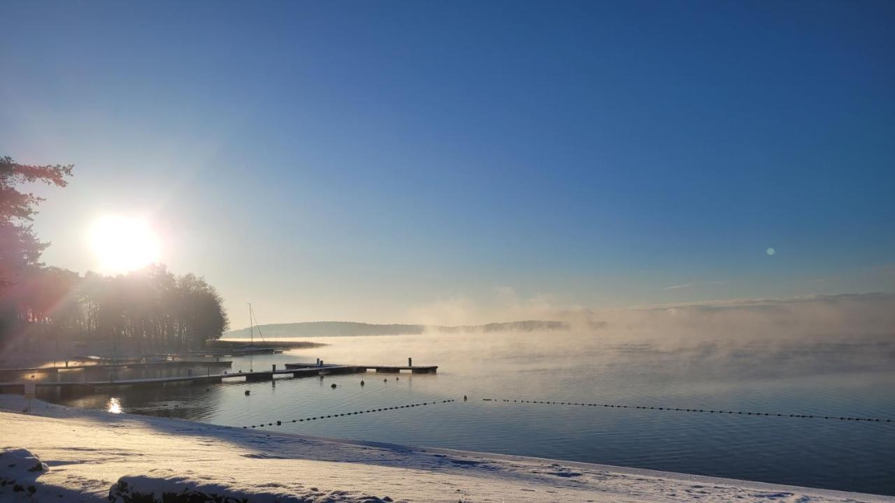 Отель Piekny Brzeg Венгожино Экстерьер фото